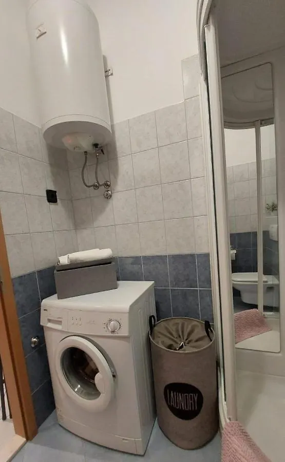 Studio Apartman Kiara Zadar 0*,
